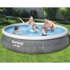 Bestway oppusteligt badebassin med pumpe 396x84 cm