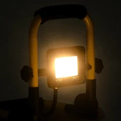 vidaXL LED-projektør med håndtag 10 W