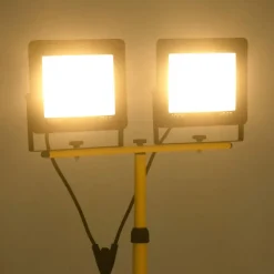 vidaXL LED-projektør med stativ 2x100 W varm hvid